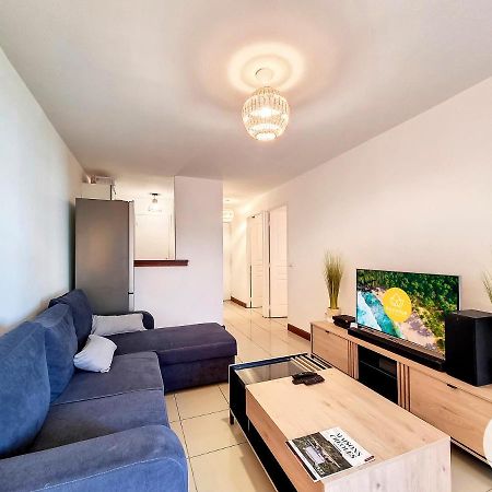 Kheyl Home 2 Etoiles - T3 De 47 M2 A Saint-Denis Exteriör bild
